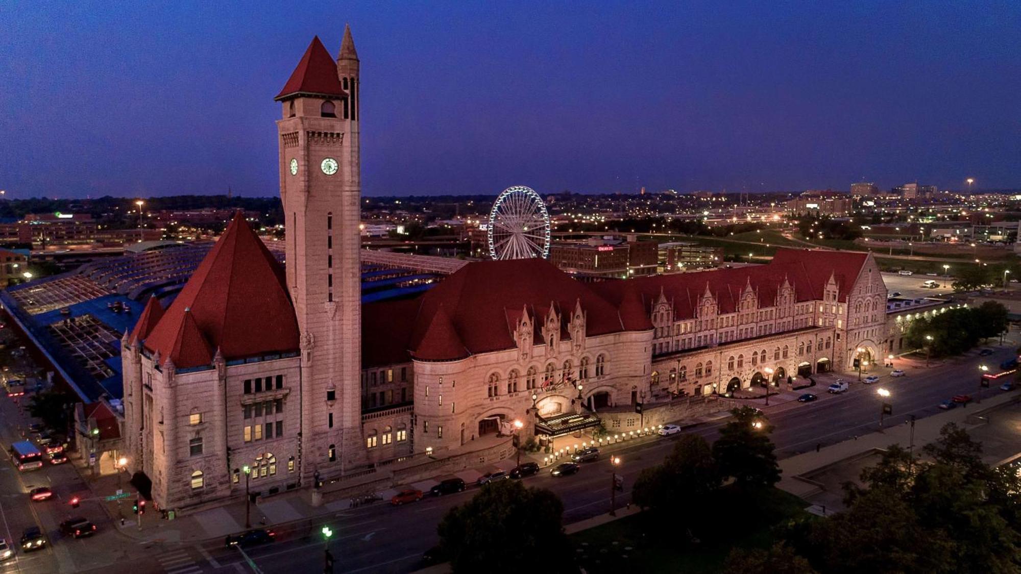 St. Louis Union Station Hotel, Curio Collection By Hilton Exterior foto